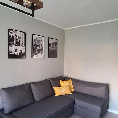 Retro Apartment *